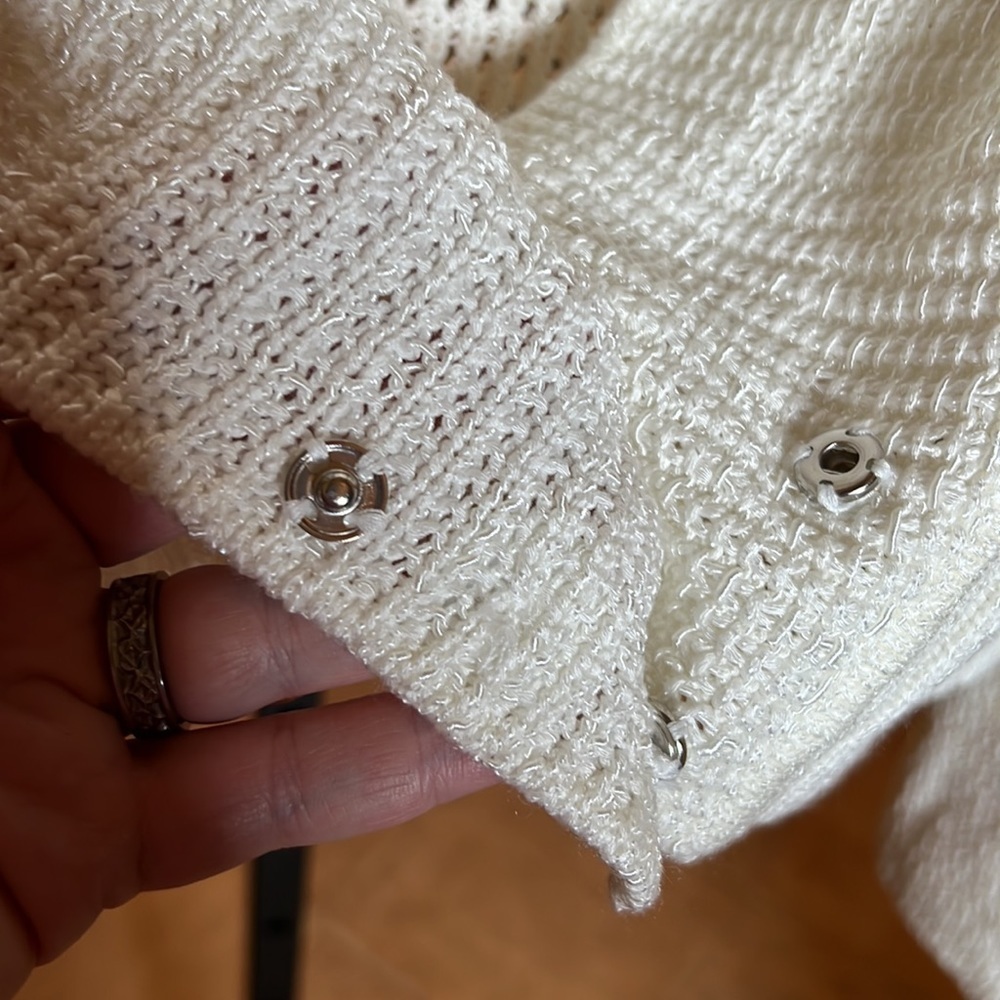 Apriori by Escada Cream Knit Snap Button Cardigan Size 14 Open Weave Cropped - Picture 4 of 10